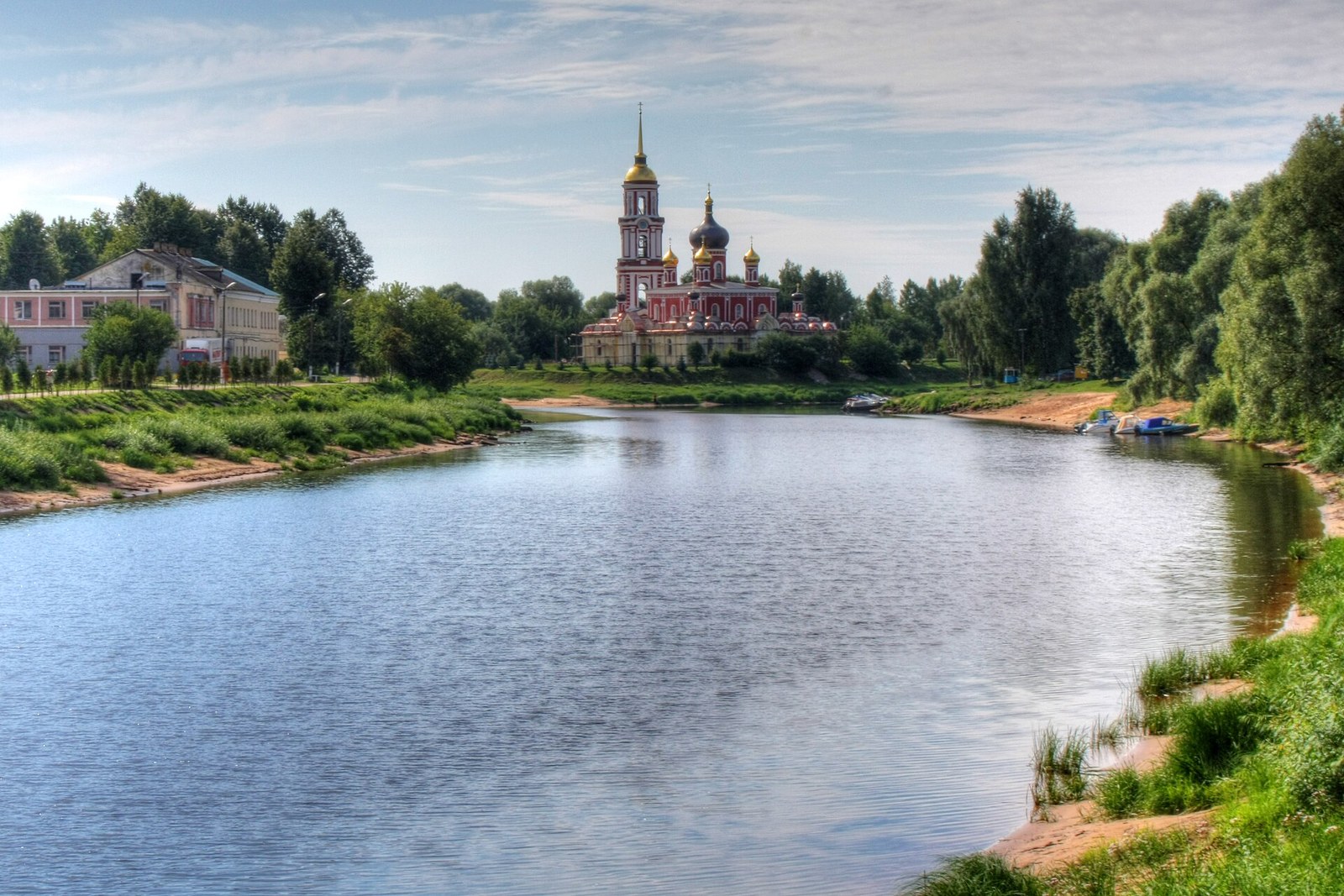 Река Полисть и Воскресенский собор - Старая Русса - 2010