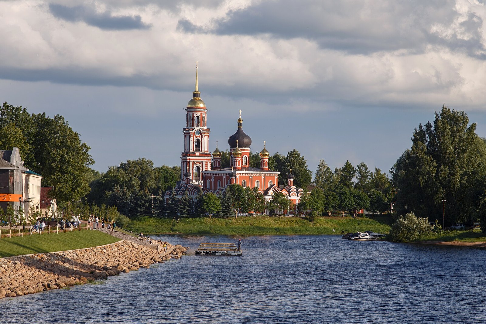 Река Полисть